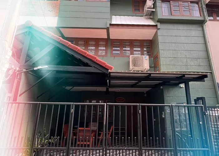 At Nana-5Bed, City Center, Nana Bts, Mbk, Central World, Siam