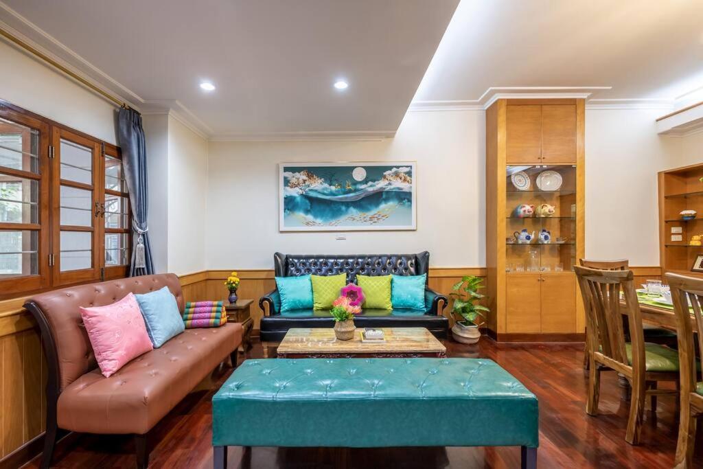 At Nana-5bed, Center, Nana Bts, Mbk, World, Siam * בנגקוק