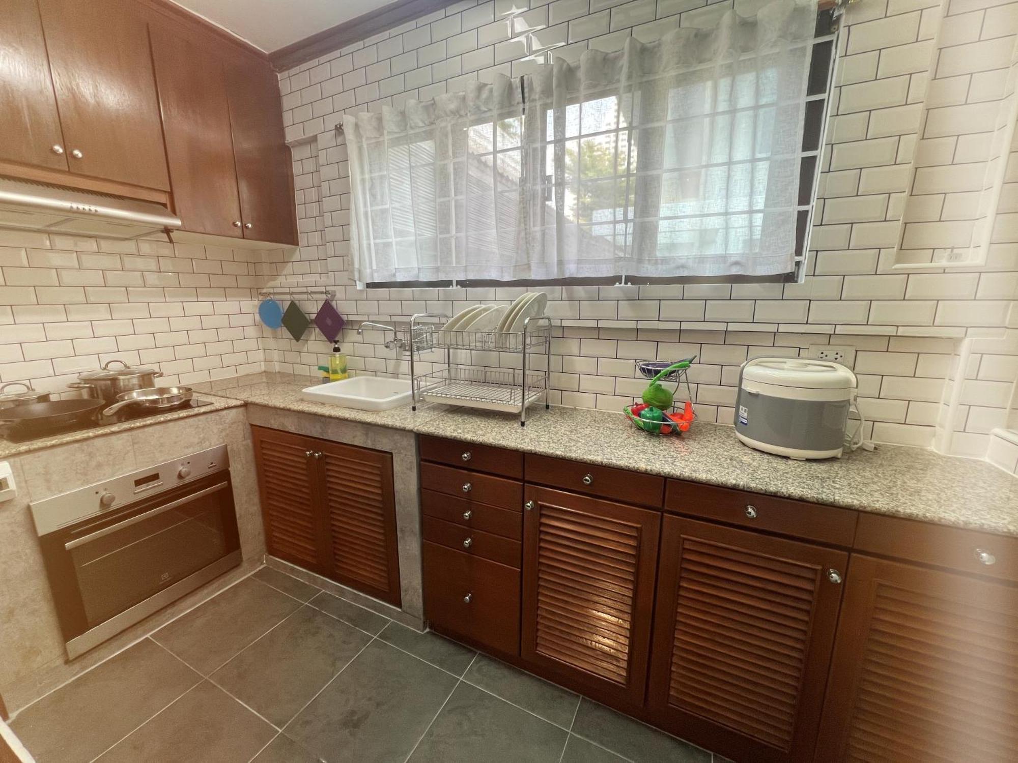 At Nana-5bed, Center, Nana Bts, Mbk, World, Siam * בנגקוק